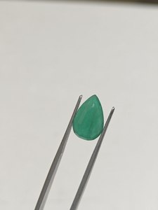 Esmeralda Zambiana Natural de 5.10 Ct, Forma de Pera, Gema Suelta, Esmeralda Verde para Joyería, Proveedor Mayorista - Product Image 3