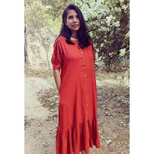 ชุดเดรสลำลองชิบุยสีแดงสนิม แบบเปิดด้านหน้า จับจีบ - Product Image 2