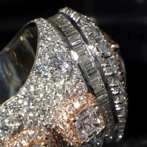 Anillo de hombre de plata de ley 925 con pavé de moissanita, chapado en rodio, diseño geométrico ancho, estilo eternidad, para boda, hip hop o aniversario - Product Image 4