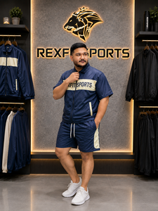 ชุดกีฬา REXFIT SPORTS 2026 สีกรมท่าครีม ผ้าไนลอน เสื้อแจ็คเก็ตแขนสั้นคอปกแบบซิปเต็มตัว และกางเกงขาสั้นแบบมีเชือกผูกเอว - Product Image 2