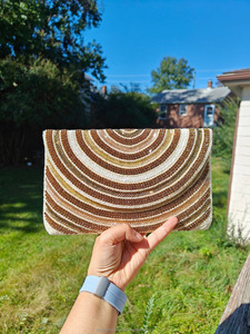 Pochette de soirée de luxe brodée florale et perlée, sac à main de créateur tendance, personnalisé, élégant, portable pour l'automne et le quotidien - Product Image 3