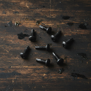 Vis à tête cylindrique pour béton certifiées DIN/ISO - Vis en acier au carbone à couple élevé, revêtement noir, en pouces - Product Image 1