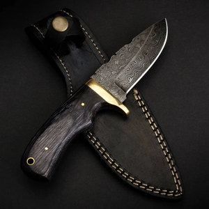 Cuchillo de Camping de Acero de Damasco Hecho a Mano de Primera Calidad, Grabado Personalizado, Hoja Afilada Tipo Drop Point, Funda de Cuero y Madera - Product Image 2
