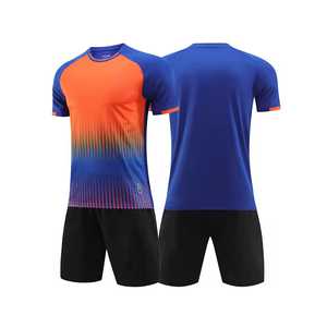 Ensemble de maillot de football pour homme CANBELLO SPORTS, noir et rose dégradé, polyester respirant, maillot et short de sport pour adulte - Product Image 3
