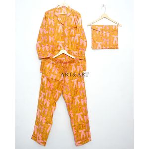 Elegante Conjunto de Pijama de Algodón, Diseño Moderno y Cómodo para Mujer, Tela Suave, Ideal para Dormir - Product Image 4