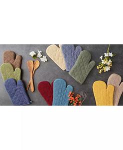 Collezione base Terry 100% cotone trapuntato, guanto da forno, verde antico, 2 pezzi | Importazioni di Design - Product Image 1