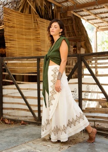 Falda Maxi Boho de Algodón con Estampado Tribal, Falda de Playa Color Crema, Ropa Ligera de Verano, Atuendo para Vacaciones - Product Image 2