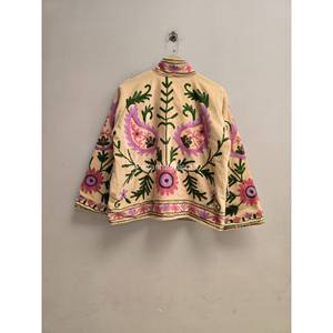 Chaqueta de terciopelo para mujer, abrigo con bordado uzbeco, chaqueta de algodón cosida a mano, chaqueta estilo boho chic con forro interior de algodón - Product Image 4