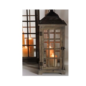 Farol de Madera Rústico con Paneles de Vidrio y Asa de Cuerda, Centro de Mesa Decorativo para Velas - Product Image 6