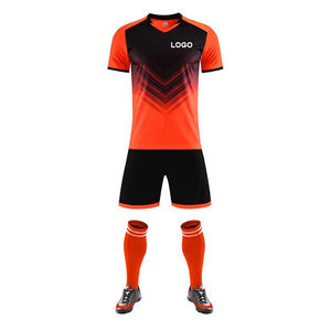 Vêtements de sport d'usine, vêtements de football pour hommes, maillot de football personnalisé pour jeunes avec logo et numéro, uniforme de football sublimé - Product Image 5