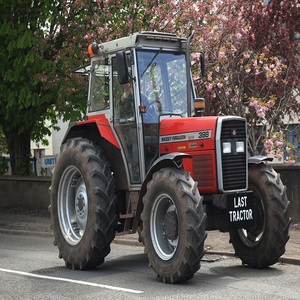 รถแทรกเตอร์ Massey Ferguson 398 ขับเคลื่อน 4 ล้อ คุณภาพเยี่ยม ราคาขายส่ง โครงสร้างแข็งแรง เหมาะสำหรับการเกษตร - Product Image 4