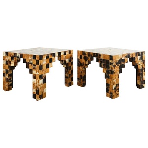 Mesa Auxiliar Única Hecha a Mano con Incrustaciones de Cuerno, Decorativa de Primera Calidad para Interiores Modernos y Salas de Estar a Precios Inmejorables - Product Image 1