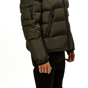 Chaqueta Acolchada con Capucha para Hombre, Negra, Rellena de Plumón, Cortavientos, Informal, de Invierno, Corte Regular, Cierre de Cremallera, Color Sólido - Product Image 6