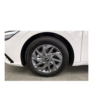 Hyundai Avante Modern 2025 con 2.390 km, Volante a la Izquierda, Asientos de Cuero, Cámara Trasera - Product Image 4