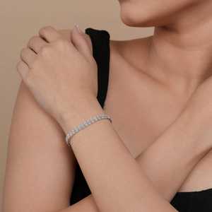 Pulsera de tenis de plata de ley 925 con moissanita brillante de corte esmeralda, estilo Iced Out, elegante y lujosa, regalo de aniversario. - Product Image 5