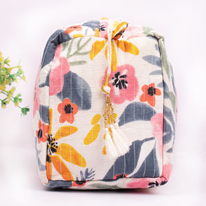 Pochette de maquillage unisexe pliable en coton matelassé imprimé, écologique, grande capacité, portable, avec fermeture éclair, résistante à l'eau, personnalisable - Product Image 4