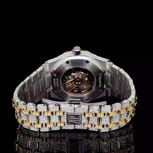 Montre analogique de plongée de luxe pour homme avec cadran en verre et bracelet en acier inoxydable, style professionnel - Product Image 3