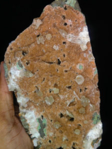 Cristal de Quartz Orange de Haute Qualité, Spécimen Minéral de Diamant Brut, Pierre de Guérison en Gros du Himachal - Product Image 4