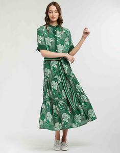 Jupe parfaite pour femme vert forêt, confortable et pratique, avec un imprimé magnifique et un design à volants élégant, taille élastique et lien. - Product Image 4