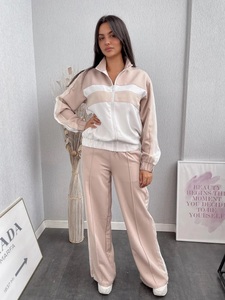 Ensemble de survêtement 2-en-1 Ever Glow pour femme grande taille, gris uni, style gothique, en polyester/coton, avec crop top sans manches et pantalon décontracté coupe régulière - Product Image 2