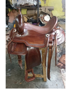 Selle de course de baril Western en cuir véritable personnalisée équestre d'équitation durable d'Inde avec jeu de punaises en gros - Product Image 2