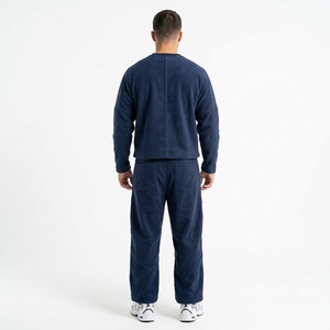 Ensemble survêtement décontracté pour homme, bleu marine, sweat-shirt à col rond et pantalon cargo avec poches utilitaires, deux pièces assorties, style streetwear - Product Image 2