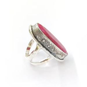 Bague en argent sterling 925 avec agate rubis, pierre précieuse rouge naturelle, bague faite à la main, bijou statement, style vintage, cadeau pour elle - Product Image 3
