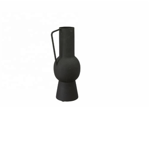 Latest Design Modern Decorative Textured Metal <b>Vase</b> with Handle Metal Modern <b>Table</b> <b>Vase</b> Metal <b>Vase</b> for Tabletop Decoration - Product Image 4