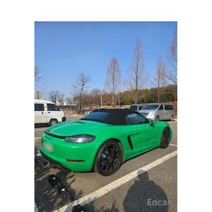 Porsche 718 4.0 GTS 2024 avec volant à gauche, sièges en cuir, 52 000 km - Product Image 2