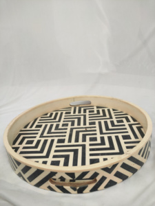 Bandeja de Servicio Decorativa de Moda, Ecológica, con Incrustaciones de Hueso, Asas Doradas, Forma Personalizada, OEM, ODM, Artesanía de Madera Duradera en Venta - Product Image 2