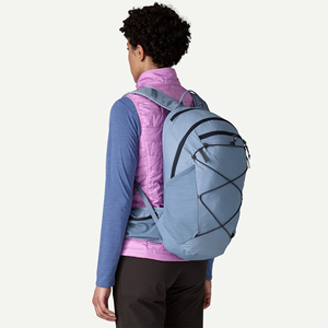 Sac à dos de randonnée léger et de haute qualité pour 4 saisons, sac de voyage de jour avec cordon élastique, rangement frontal et poches latérales - Product Image 2
