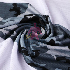 Uniforme de Baloncesto de Malla Transpirable de Poliéster de Alta Calidad, Diseñado para Brindar Comodidad y Durabilidad, Perfecto para Deportes de Equipo y Competencia - Product Image 4