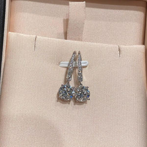 Pendientes de Diamantes Cultivados en Laboratorio de 2.18 Quilates de Peso Total, Corte Redondo, en Oro Sólido de 14K, Regalo de Lujo Minimalista Cristiano para Mujer - Product Image 1