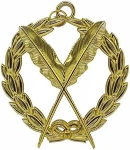 Pin de solapa masónico de nivel de Sacerdote Superior con diseño de corona - [Dorado][1 1/4'' de diámetro] Tipo de cierre mariposa - Product Image 5