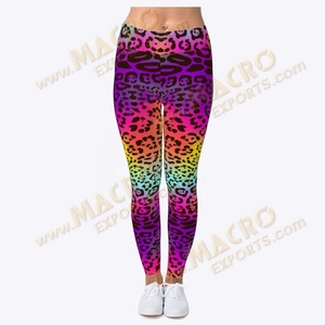 Conjunto de Yoga para Mujer, Transpirable, de Secado Rápido, con Estampado por Sublimación, Leggings Ajustados de Poliéster y Spandex con Diseño Floral - Product Image 5