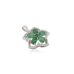Colgante de Plata Maciza con Diseño Geométrico de Flor de Cinco Pétalos y Detalles de Diamantes, Joyería Fina al por Mayor - Product Image 3