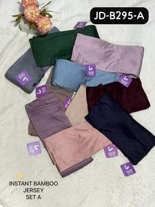 ชุดผ้าพันคอสำหรับสุภาพสตรี ผลิตจากผ้าเจอร์ซีย์ไม้ไผ่คุณภาพพรีเมียม เป็นมิตรต่อสิ่งแวดล้อม ลายสก็อต เคลือบผิวซาติน เสื้อผ้าทันสมัย ยืดหยุ่นได้ ใส่ได้ทุกวันตลอดทั้งปี - Product Image 3