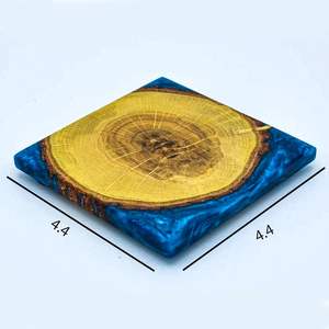 Posavasos de madera de roble premium con epoxi azul, posavasos cuadrados de madera para bebidas, posavasos perfectos para tazas, decoración para el hogar y la cocina. - Product Image 3