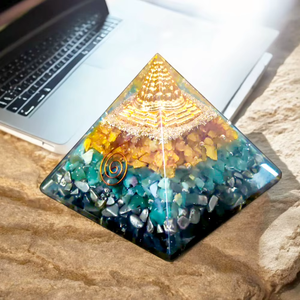 Pirámide de Orgón Yantra con Cristales de Citrino, Aventurina Verde y Pirita para Decoración del Hogar y Atraer Dinero - Product Image 5