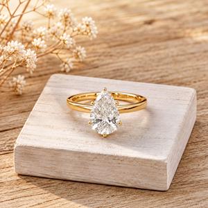 Anillo de compromiso de oro macizo de 10K, 14K, 18K con diamante cultivado en laboratorio con corte pera y redondo certificado por IGI, color E, claridad VVS. - Product Image 1