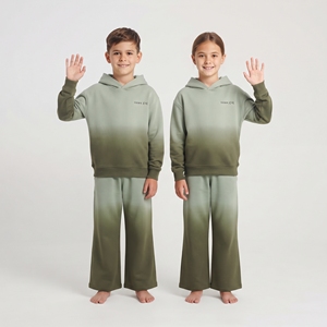 Conjunto Deportivo Sublimado de Dos Colores para Niños, Sudadera con Capucha y Pantalones Anchos, Ropa Deportiva Personalizada para Niños y Niñas, Conjunto de Entrenamiento, Venta al Por Mayor - Product Image 5