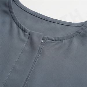 Collection de l'Aïd Ramadan en gros du fabricant : Robe Abaya à silhouette droite, motif uni, tenue islamique pour célébrations - Product Image 4