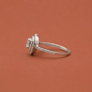 Bague de fiançailles élégante en argent S925 avec double halo de moissanite taille ronde pour femme - Product Image 3