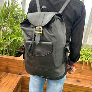 Mochila Vintage grande de cuero genuino negro hecha a mano para mochila de cuero de vaca Unisex para viajes de negocios al aire libre - Product Image 3