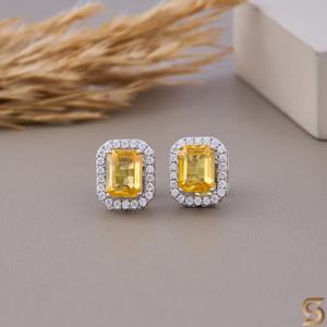 Pendientes de Botón con Halo de Circonita Cúbica Amarilla Corte Esmeralda, Plata de Ley, Joyería Elegante y Brillante para Mujer, Estilo de Regalo Atemporal - Product Image 1