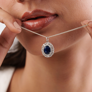 Nouveautés : Pendentif en or blanc 14 carats massif avec saphir bleu véritable et grappe de diamants pour femme, bijoux de mariage sur mesure - Product Image 2