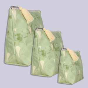 Pochette à main multi-usage en coton 100% certifié GOTS, imprimé floral ou design personnalisé, douce, confortable, séchage rapide, écologique - Product Image 2