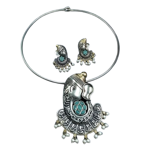 Ensemble collier et boucles d'oreilles Ganesha en turquoise indienne, pendentif en argent oxydé, collier ras du cou pour femme, bijoux en pierre turquoise antique - Product Image 4