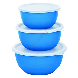 Cuencos recubiertos de plástico Premium de acero inoxidable con tapas en un elegante diseño clásico Juego de 3 piezas - Product Image 1