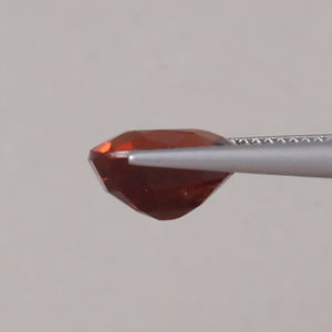 Hessonita Roja Natural, Gema Suelta de 5.08 Quilates, Corte Cojín 10x9mm, Certificación IGI, Excelente Calidad, Joyería al por Mayor - Product Image 2